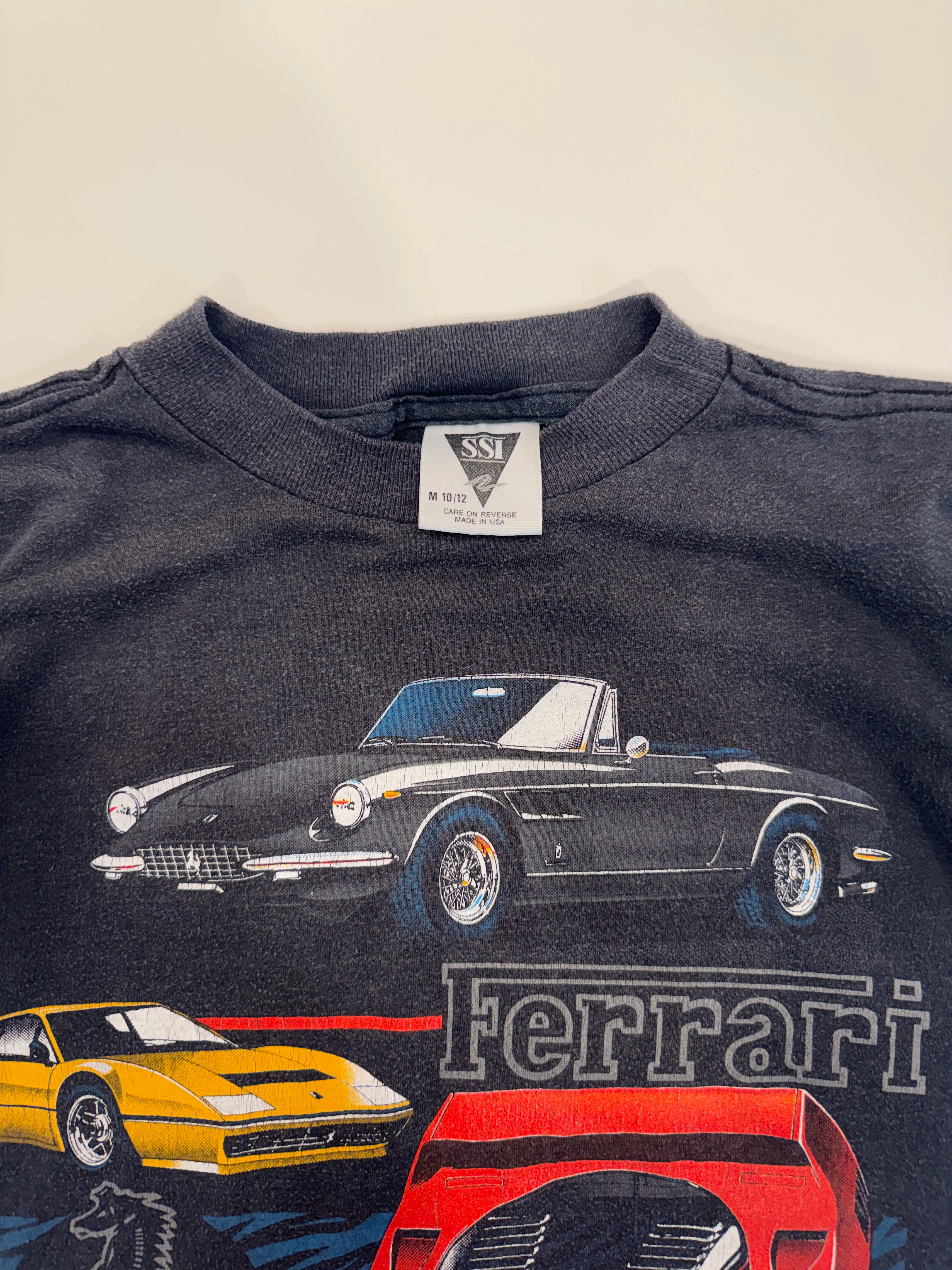 Vintage 90s Ferrari F40 & Daytona Kids Graphic T-shirt (size 10/12)