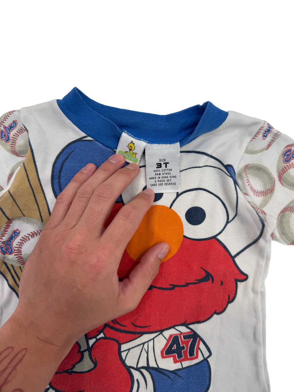 Vintage 90s Sesame Street Elmo Baseball All Over Print T-Shirt Kids (size 2/3)